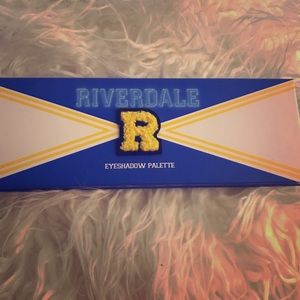 Riverdale palette